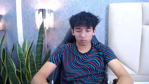 Valenor online show from 10/10/25, 11:53
