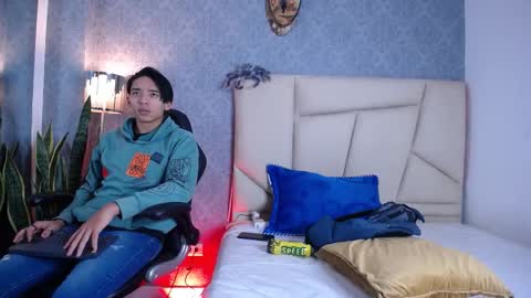 Valenor online show from 10/14/25, 04:46