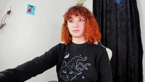 Snapshot of valent_27 chatting on 12/19/24, 11:18 Valentina online show from 12/19/24, 11:18