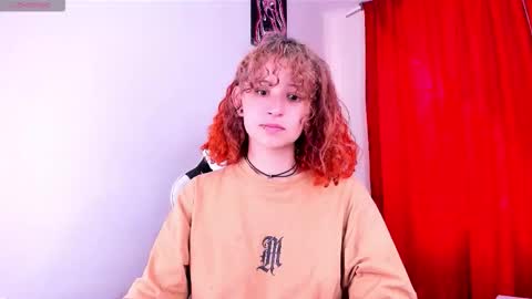 Snapshot of valent_27 chatting on 09/09/25, 04:39 Valentina online show from 09/09/25, 04:39