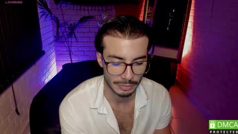 Snapshot of valentin_hoffman chatting on 03/20/26, 11:15 valentin_hoffman online show from 03/20/26, 11:15