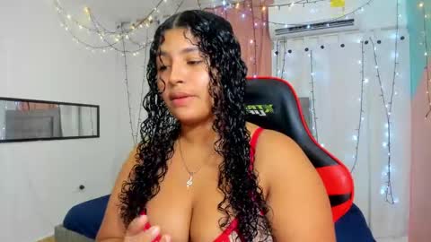 Snapshot of valentina_0_ chatting on 02/06/25, 03:48 Valentina online show from 02/06/25, 03:48