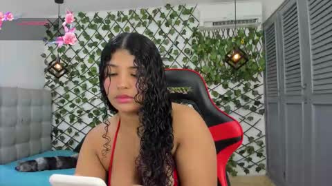 Valentina online show from 02/04/26, 02:56