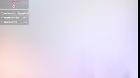 Snapshot of valentina__desire chatting on 06/19/26, 12:09 Valen online show from 06/19/26, 12:09