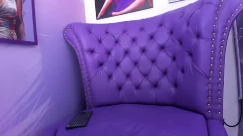 VALENTINA  online show from 05/03/26, 04:02