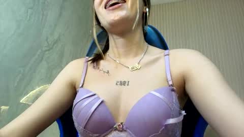 Valentina  R online show from 05/27/26, 01:57