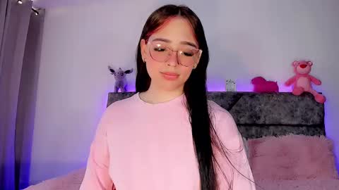 Snapshot of valentina_alba chatting on 01/10/25, 09:10 Valentina online show from 01/10/25, 09:10