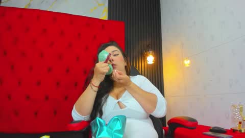 Valentina online show from 02/02/26, 07:45