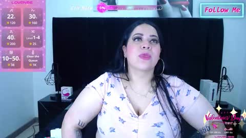 Snapshot of valentina_fox01_ chatting on 02/15/26, 03:58 Valentina online show from 02/15/26, 03:58