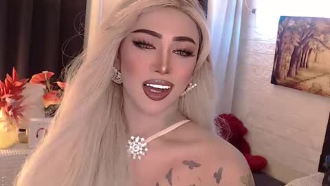 Amanda online show from 09/27/25, 12:48