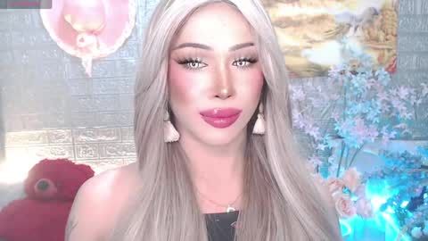 Amanda online show from 04/23/26, 12:29