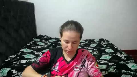valentina_hz online show from 10/18/25, 12:17