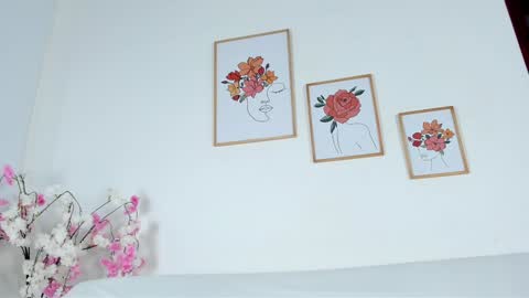 Snapshot of valentina_king18 chatting on 01/13/25, 08:37 VALENTINA online show from 01/13/25, 08:37