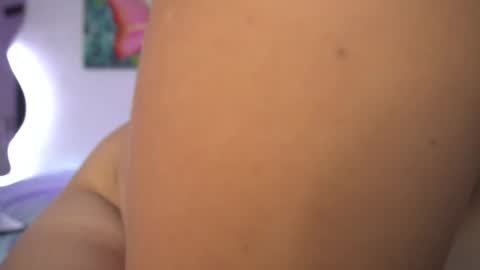 Snapshot of valentina_king18 chatting on 09/10/25, 11:49 VALENTINA online show from 09/10/25, 11:49
