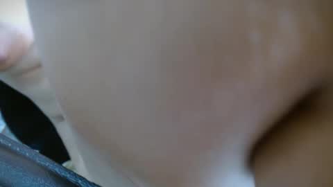 Snapshot of valentina_millers chatting on 09/26/25, 01:15 Valentina Millers online show from 09/26/25, 01:15