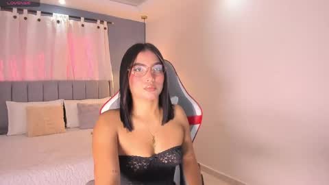 Valentina online show from 06/02/26, 12:40