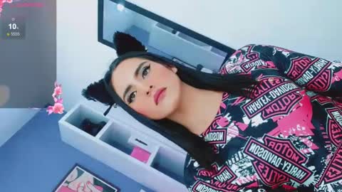 valentina_princess_ online show from 03/10/25, 08:48