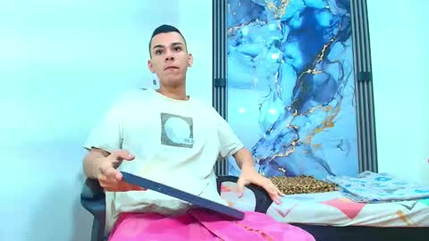 Snapshot of valentina_y_sneiderr chatting on 02/02/26, 07:01 valentina_y_sneiderr online show from 02/02/26, 07:01