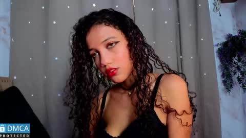 Snapshot of valentinaa_07 chatting on 05/15/26, 06:59 valentinaa_07 online show from 05/15/26, 06:59