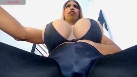 Snapshot of valentinabigcock23 chatting on 10/18/25, 07:36 valentinabigcock23 online show from 10/18/25, 07:36