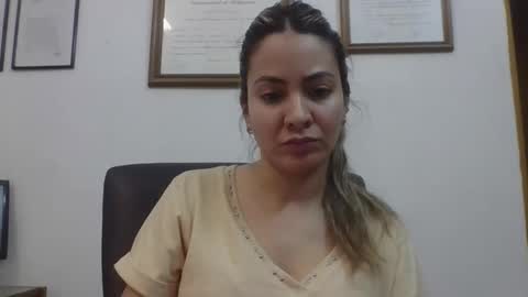 valentinaseleni24 online show from 10/16/25, 10:22