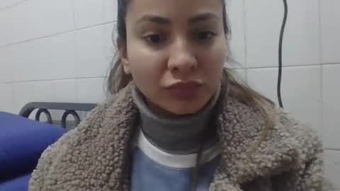 Snapshot of valentinaseleni24 chatting on 06/25/26, 02:11 valentinaseleni24 online show from 06/25/26, 02:11
