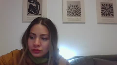 Snapshot of valentinaseleni24 chatting on 07/05/26, 11:34 valentinaseleni24 online show from 07/05/26, 11:34