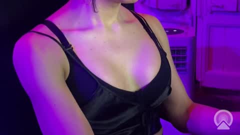 valentinasmilets online show from 08/08/26, 02:14