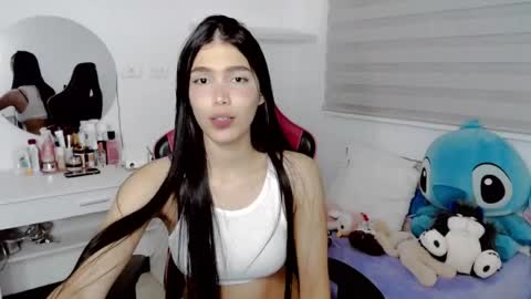 Snapshot of valentinasweet_ chatting on 05/24/26, 03:55 Valentina online show from 05/24/26, 03:55
