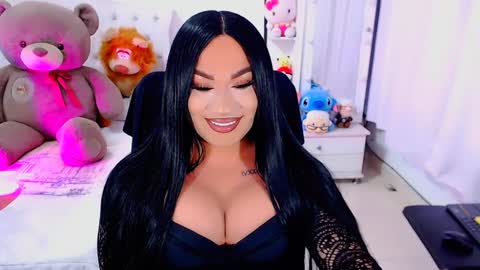 Snapshot of valentinaxqueen chatting on 01/13/25, 11:38    online show from 01/13/25, 11:38