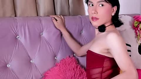 Valentine online show from 04/12/26, 05:45