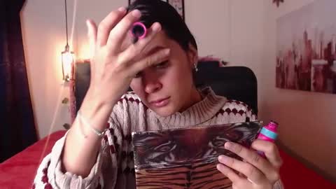 V A L E N T I N I online show from 09/15/25, 01:44