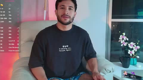 Valentino online show from 01/27/25, 05:03