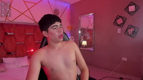 Snapshot of valentinosalvatore chatting on 04/06/26, 04:46 Valentino online show from 04/06/26, 04:46