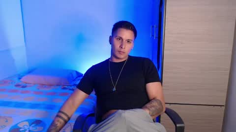 VALENTINO online show from 04/13/26, 10:15