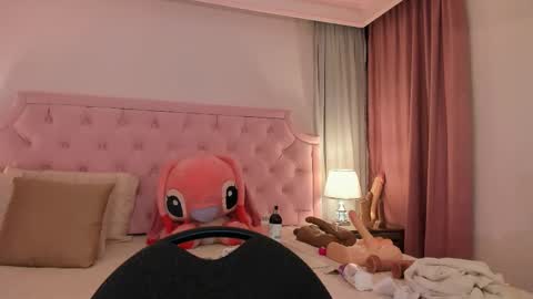 Vale Toro  online show from 02/13/25, 12:21