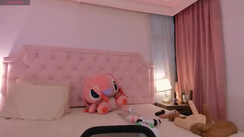 Vale Toro  online show from 12/22/25, 12:13