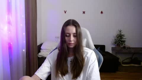 Snapshot of valents_cherry chatting on 01/03/25, 04:37 Valentina online show from 01/03/25, 04:37