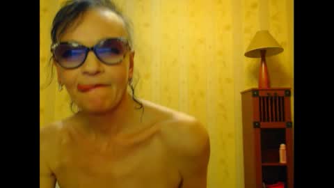 valentijm online show from 03/02/25, 06:30