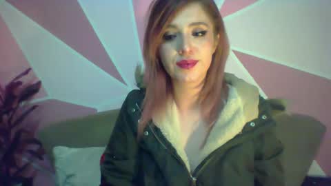 Snapshot of valeri_cove chatting on 01/30/25, 07:18 Valeri Cove online show from 01/30/25, 07:18