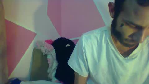 Snapshot of valeri_cove chatting on 02/14/25, 05:57 Valeri Cove online show from 02/14/25, 05:57