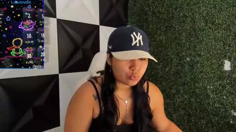 valeri_harpers4 online show from 11/09/25, 07:45