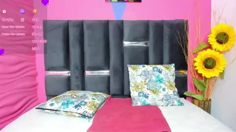 Valeria online show from 03/11/25, 02:43