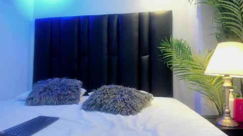 valeri_tafur online show from 12/16/25, 11:04