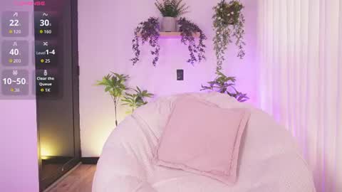 Snapshot of valeria_777_ chatting on 07/26/26, 08:05 Valeria online show from 07/26/26, 08:05