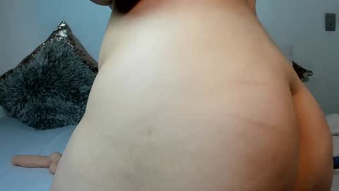 Valeria Cruzz online show from 01/22/25, 03:41