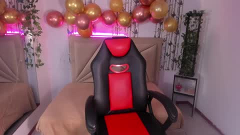 valeria online show from 04/13/26, 08:14