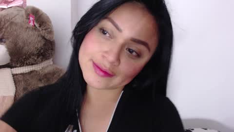 Snapshot of valeria_fiery chatting on 12/23/24, 03:50 VALERIA online show from 12/23/24, 03:50