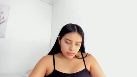 valeria_miller69 online show from 07/17/26, 02:02