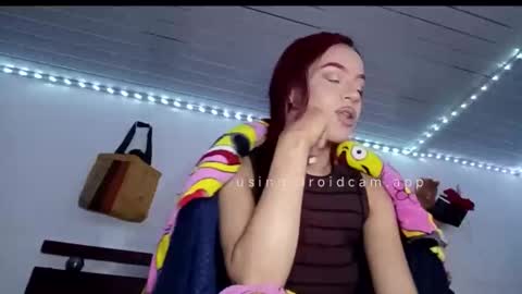 valeria_rios22 online show from 04/06/26, 07:20